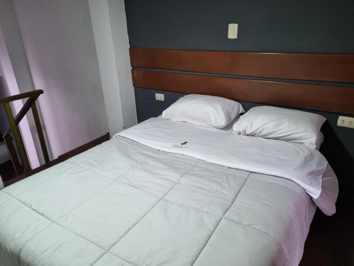 Hostel Thay83 Miraflores Lima Exteriör bild